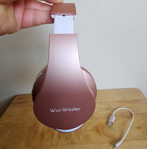 Wireless Bluetooth Over-Ear Stereo Foldable Headphones or Wired Headset w/ Aux - Picture 4 of 13